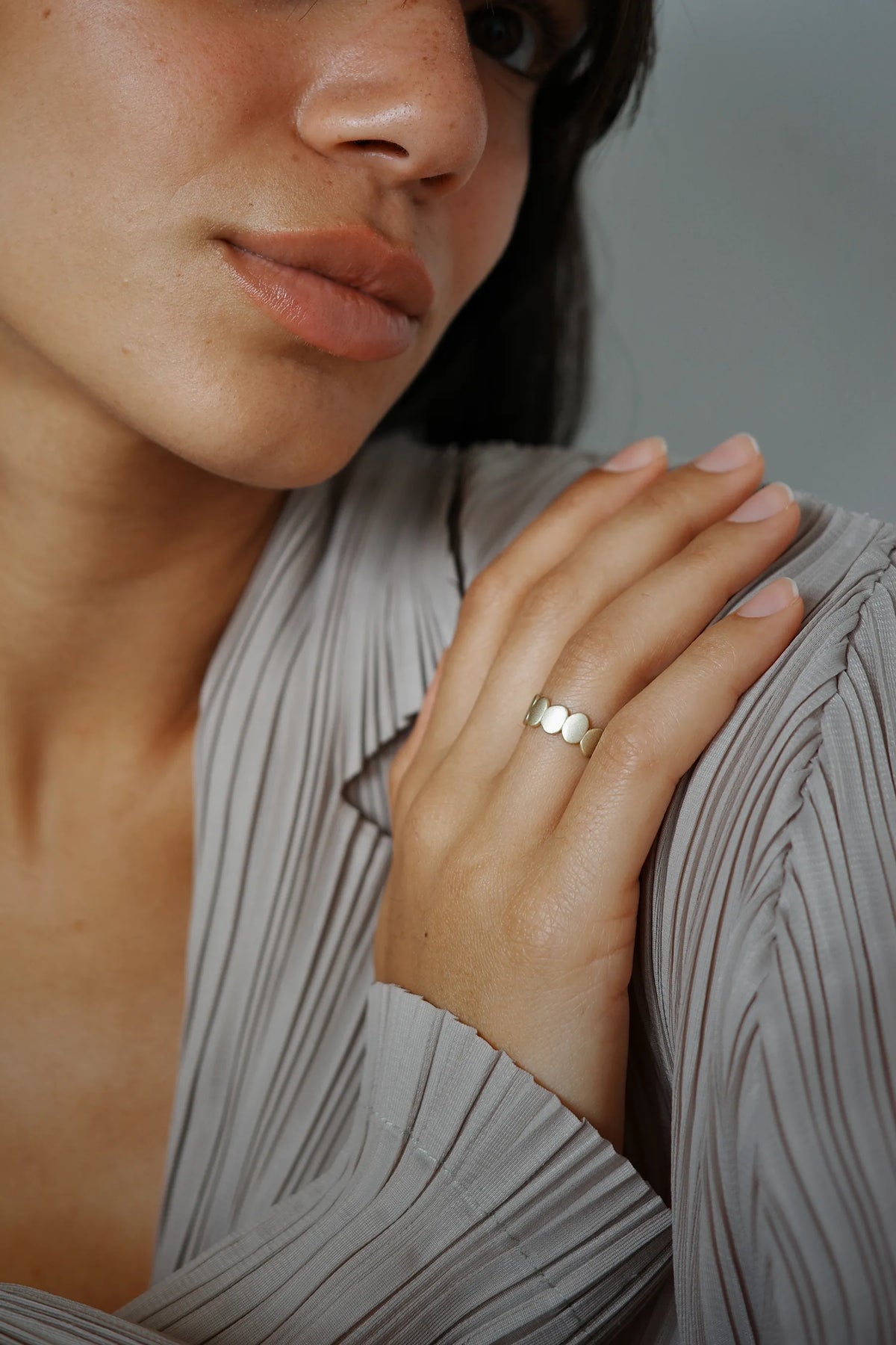 UNI Ring Bold