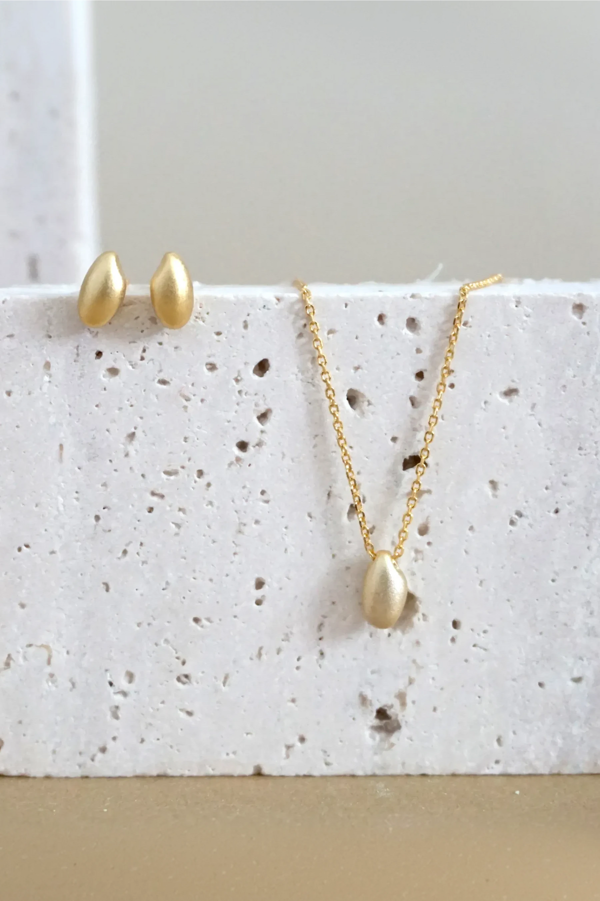 PUFFY Stud Earrings