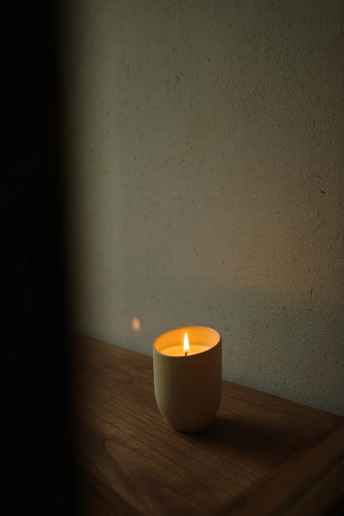 ESCAPE - Scented Candle